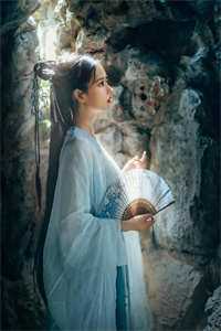 踹太子，嫁皇叔，重生嫡女掀翻皇朝