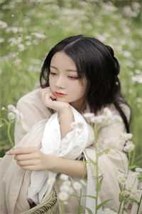 沉湾锁月烬成灰