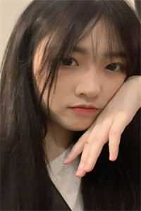 丈夫装疯十年，报完恩后我和儿子不要他了