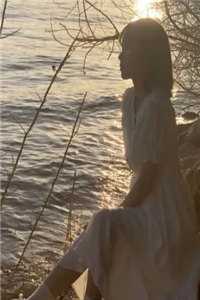 机器人老婆死后，他疯了
