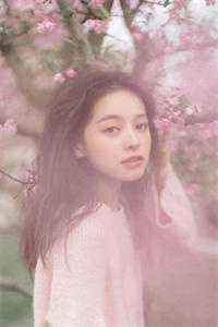 被离婚后，中年危机的我抽中了肆意人生系统