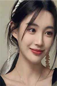 我亮明身份后，校霸跪地求饶