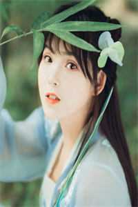 离谱，天天要抱抱，还冰山魔女？