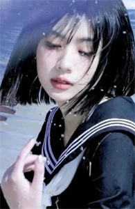 心弦难解，将爱晚秋