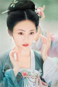 爱在黄昏日出后