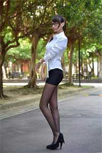 我资助的女学生怀了我丈夫的孩子