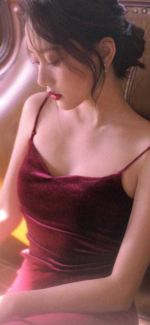 过往成烟，终年不见