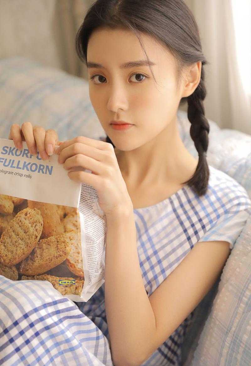 成亲当天，我当街改嫁敌国太子