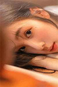 姐姐人美心善