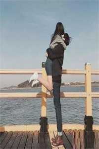 坐牢七年，家里挂上了老婆和别人的结婚照