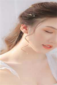 《替嫁冷面太子后，她靠读心术赢麻了》沈云歌沈云嘉全文免费小说_免费小说《替嫁冷面太子后，她靠读心术赢麻了》(沈云歌沈云嘉)