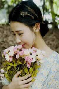 结婚纪念日，妻子身上是她竹马的吻痕