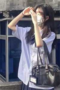 扑倒禁欲皇叔：嘘，我就借个气运
