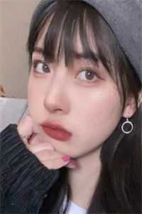 看见弹幕后，我换夫君了