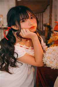 《离家五年母亲和女儿被人虐待，回国后我杀疯了》裴毅何莹莹免费完本小说_免费小说完结版《离家五年母亲和女儿被人虐待，回国后我杀疯了》裴毅何莹莹