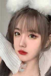 高考后，身为省状元的女儿被拍卖私密照