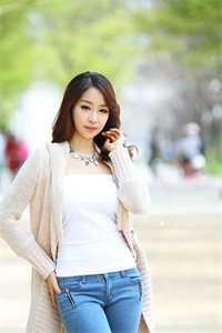 重生后，手撕偷走女儿成人礼的贫困生