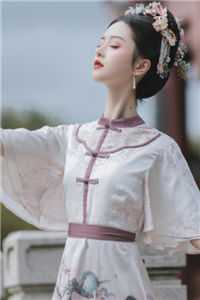 《离婚后，我靠婆婆躺赢》抖音热门免费小说完结版_完本小说阅读《离婚后，我靠婆婆躺赢》抖音热门