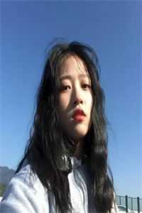未婚夫污蔑我出轨后，我让他跪下道歉
