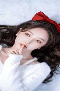 我妈倒贴初恋和私生子，却不知道我已经换了监护人准备出国