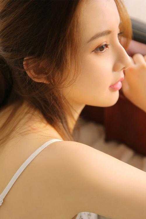 未婚妻非要给画师当人体模特