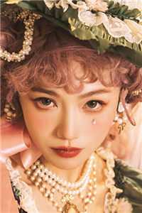 《每日情报：从狸花猫化身九头狮子》(君鉴尘灵植)推荐完本小说_热门网络小说推荐《每日情报：从狸花猫化身九头狮子》君鉴尘灵植