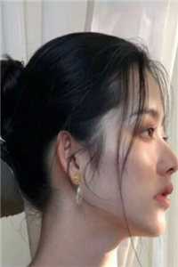 我给弟弟的顶奢代言，却被女友捧的新人抢走
