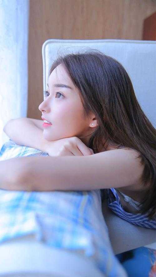 重生后我抢了团宠庶妹的白莲花剧本