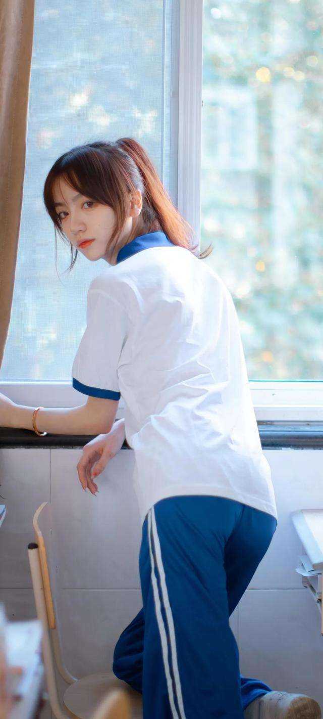 春枝落寒秋
