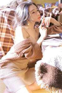 高考状元女儿被贫困生抽干熊猫血后，黑老大妈妈出狱了