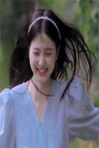 女儿给我买张飞机票，我给她送进了监狱