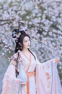 《我和白月光拼坟后，知道真相的丈夫疯了》(青梅木澈)好看的完结小说_免费阅读全文《我和白月光拼坟后，知道真相的丈夫疯了》青梅木澈